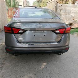 نيسان ألتيما